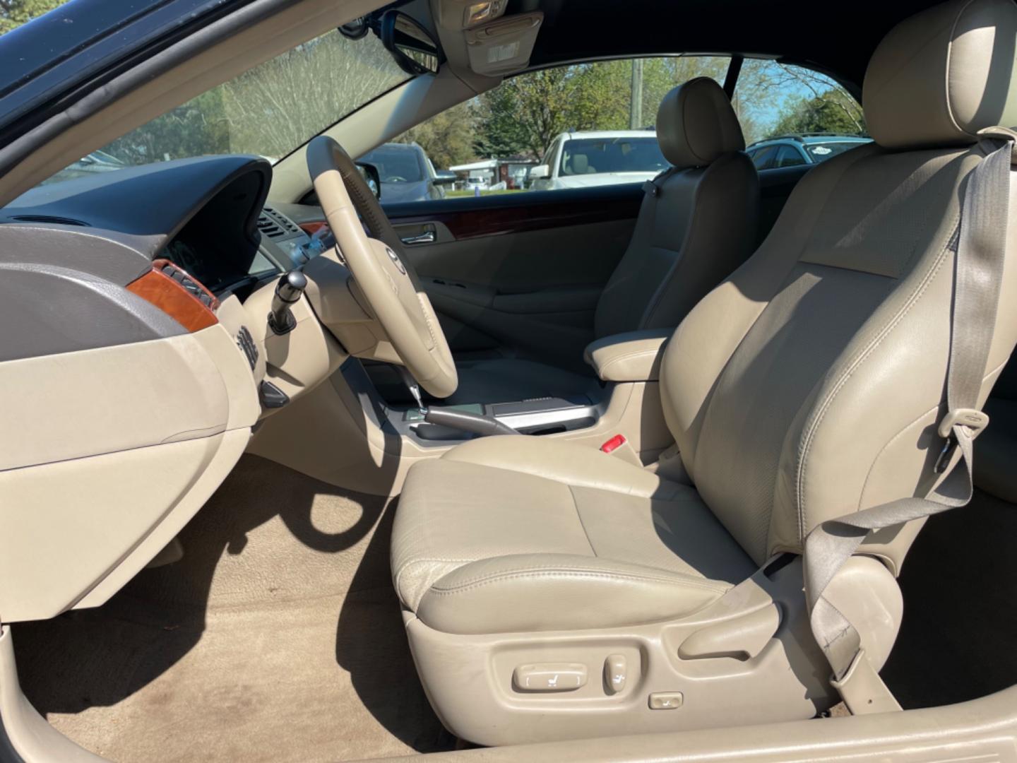 2006 BLACK TOYOTA CAMRY solaras (4T1FA38P26U) , Automatic transmission, located at 5103 Dorchester Rd., Charleston, SC, 29418-5607, (843) 767-1122, 36.245171, -115.228050 - Photo#16